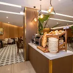 Rayelin Old Town Hotel 4*