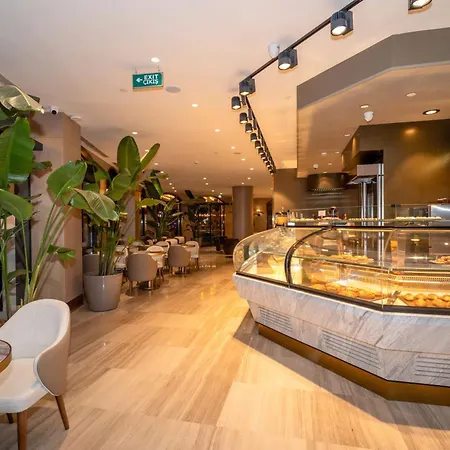 Rayelin Old Town 4*