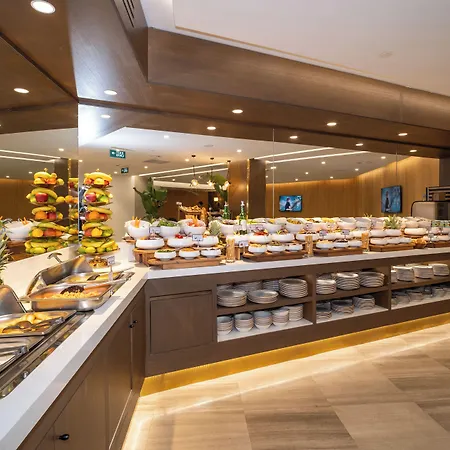 Hotel Rayelin Old Town 4*