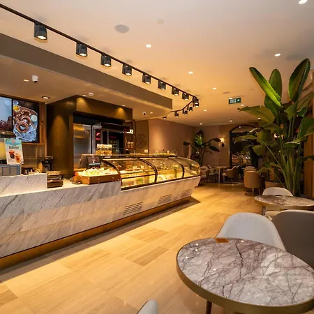 Rayelin Old Town Hotell