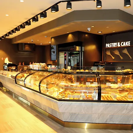 Rayelin Old Town Hotell