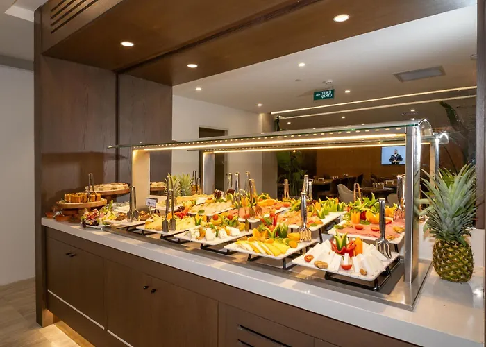 Rayelin Old Town Hotell