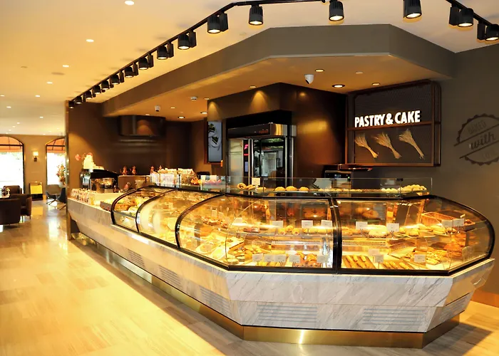 Rayelin Old Town Hotell