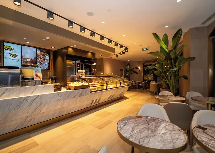 Rayelin Old Town Hotell