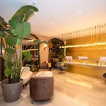 Rayelin Old Town Hotell 4*