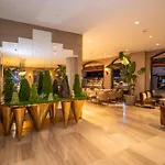 Rayelin Old Town Hotell