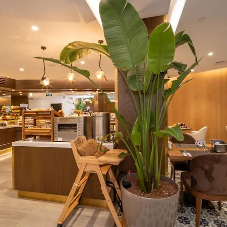 Hotel Rayelin Old Town