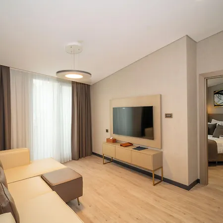 Rayelin Old Town Hotel