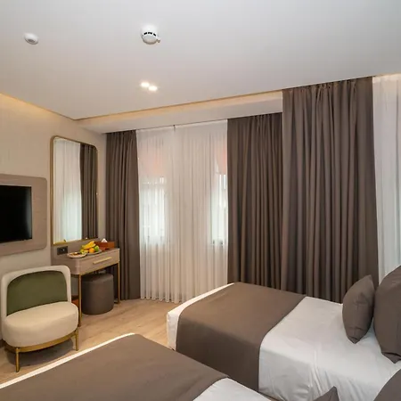 Szálloda Rayelin Old Town 4*
