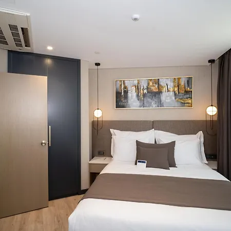 Rayelin Old Town Szálloda 4*